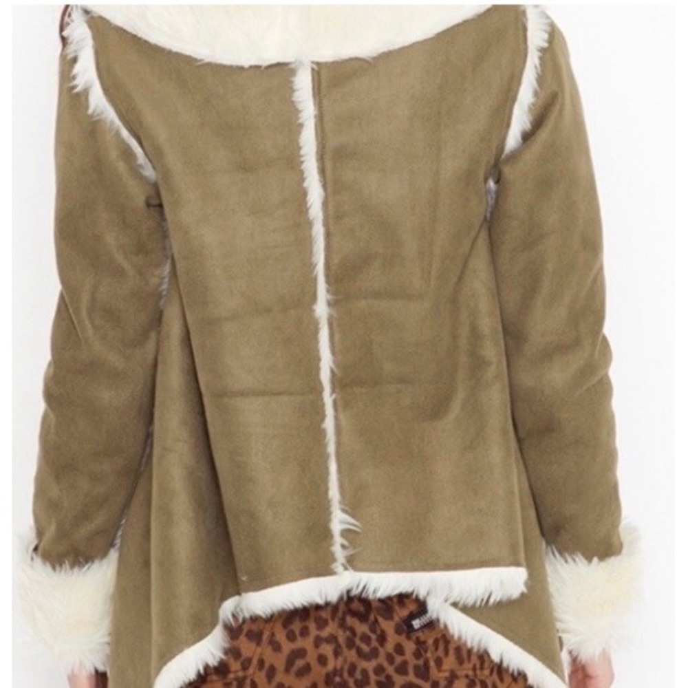 UNIF Chelsea Shearling Coat Women small Olive Faux Fur Open Front penny lane Y2K - Picture 16 of 16
